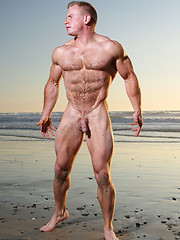 Muscled guy erotic photo set