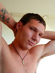 Straight boy from Miami jackoff - Gay porn pics at Gaystick