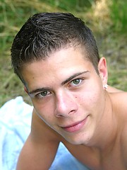 Cute twink boy shows his fat cock outdoors - Gay porn pics at Gaystick