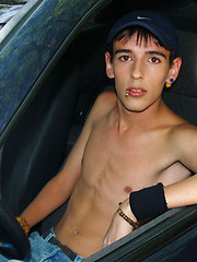 Lost twink riding up the dirt road - Gay porn pics at Gaystick