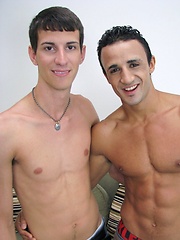 Middle Eastern hunk with amazing washboard abs and a hot muscular body get fucking - Gay porn pics at Gaystick