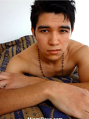 Gustavo is a hot young Latino from Boliva - Gay porn pics at Gaystick
