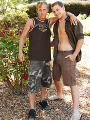 Real life gay boyfriends picture set - Gay porn pics at Gaystick