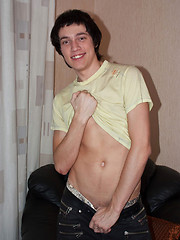 Twink DJ displaying his yummy teen bod and bottom - Gay porn pics at Gaystick