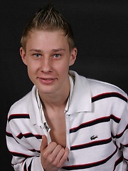 Cute european twink Andre posing naked and shows his long uncut cock - Gay porn pics at Gaystick