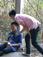 Hot fuck scene between these 2 gorgeous Asian boys in the outdoors - Gay porn pics at Gaystick