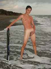 Cute sexy twinks naked by the sea