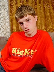 19 y.o. russian erected boy - Ic - Gay porn pics at Gaystick