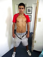 Straight latino boy jacking off - Gay porn pics at Gaystick