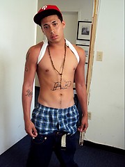 Young latino gangsta jacking off his long cock - Gay porn pics at Gaystick