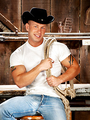 Muscled cowboy undress his clothes and show strong body - Gay porn pics at Gaystick