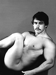 Guy with a mustache in hot retro pics - Gay porn pics at Gaystick