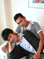 16 photos of 2 cute Thai twinks from Boykakke! - Gay porn pics at Gaystick