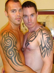 Andre Barclay and Jason Mitchell - Gay porn pics at Gaystick