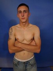 This boy is bisexual and loves being fucked and fucking - Gay porn pics at Gaystick