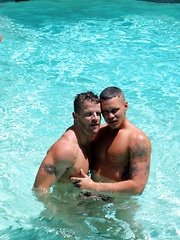 Beautiful bodies and cute faces fucking in the pool - Gay porn pics at Gaystick