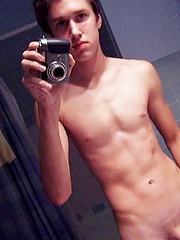 The hottest young gays nude on amateur shots - Gay porn pics at Gaystick