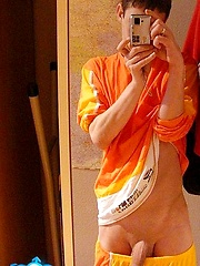 The hottest young gays nude on amateur shots - Gay porn pics at Gaystick