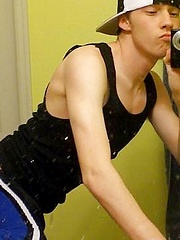 Stripping and showing gay amateur hard cocks - Gay porn pics at Gaystick