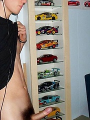 Amateur gays dicks rising harder on camera - Gay porn pics at Gaystick