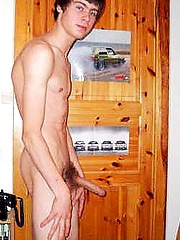 Amateur gay bears shake the big stuffs - Gay porn pics at Gaystick