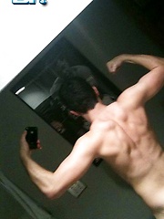 Hot euroboys pose naked on private pics - Gay porn pics at Gaystick