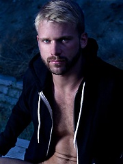 Ian reciprocated by rimming his sweet ass and getting Jordan quite horned up - Gay porn pics at Gaystick