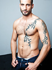 Edji Da Silva and Tyler Wolf Fuck Each Other - Gay porn pics at Gaystick