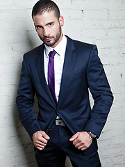 D.O. Rides Business Partner Edji Da Silva Cock - Gay porn pics at Gaystick
