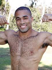 Montgomery has big, beefy build and hairy chest - Gay porn pics at Gaystick
