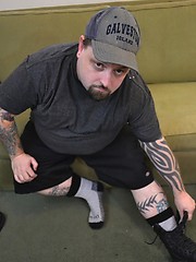 Hairy, tattooed love-stud Rowdy Hixxx strips to show you his furry belly and uncut cock - Gay porn pics at Gaystick