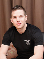 Hot young Manchester boy Ryan Days arrives for his solo wank and interview - Gay porn pics at Gaystick