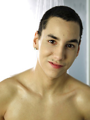 Joey jerking his big boner on the edge of the bathtub - Gay porn pics at Gaystick