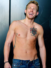 Hayden Lourd and Levi Karter Flip Fuck - Gay porn pics at Gaystick