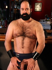 When you are the prowl for a hot bear playmate, you wont be disappointed to find sexy bear Scott Cardinal in a bar - Gay porn pics at Gaystick