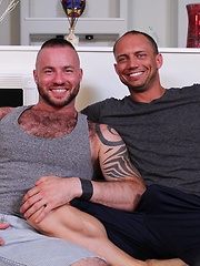 John Magnum and Justin King are two muscle hunks ready to blow off steam - Gay porn pics at Gaystick