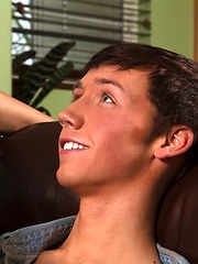 Horny twink Daniel Bishop cant resist playing with his pecker when wholesome cutie Jamie Sanders walks in - Gay porn pics at Gaystick