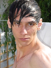 Eastern boy Dominic wet scene - Gay porn pics at Gaystick