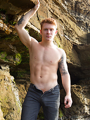 Sexy redhead  guy Adam - Gay porn pics at Gaystick