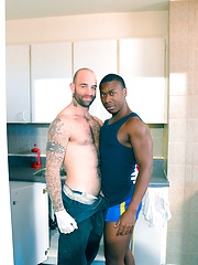 Next Door Ebony - Pipe Work - Gay porn pics at Gaystick