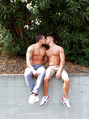 Andrew & Raphael - Gay porn pics at Gaystick