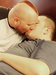 Egan Farrell and Justin Case At Dallas TBRU - Gay porn pics at Gaystick