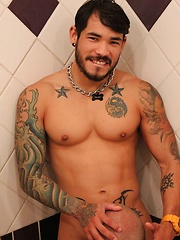 Butch Bloom Rewards Draven Torres With A Steamy Load - Gay porn pics at Gaystick