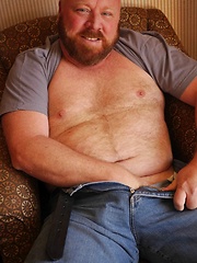 Big Bear Bareback Group Fuck - Gay porn pics at Gaystick