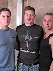Steamy Shower Threeway: Niko, Shea & Tito - Gay porn pics at Gaystick