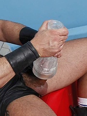 Covering his buff, hairy hunky body in leather, kinky muscle man Bruno Fox shows us exactly how it's done - Gay porn pics at Gaystick