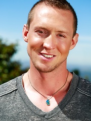Leo Winston is a sharp-jawed, soft-spoken kind of guy - Gay porn pics at Gaystick