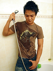 Buff Asian Boy Sasha Jerks Off - Gay porn pics at Gaystick