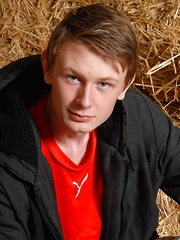 Young Skinny Boy Richard Frank - Gay porn pics at Gaystick