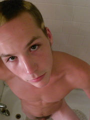 Puppy Jerks Off and Pisses In The Shower - Gay porn pics at Gaystick